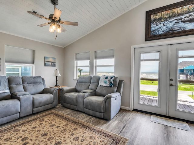 1453 County Road 230, Sargent, TX 77414