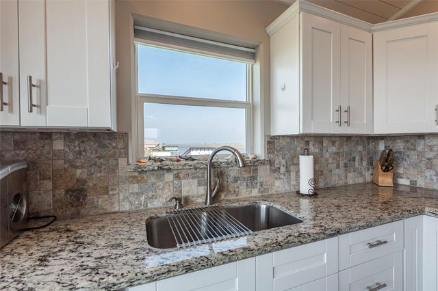 1453 County Road 230, Sargent, TX 77414