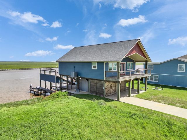 1453 County Road 230, Sargent, TX 77414
