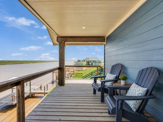 1453 County Road 230, Sargent, TX 77414