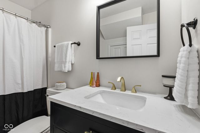 5152 Rosslyn Avenue, Indianapolis, IN 46205