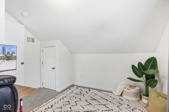 5152 Rosslyn Avenue, Indianapolis, IN 46205