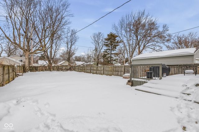 5152 Rosslyn Avenue, Indianapolis, IN 46205