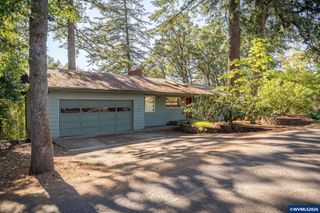 1520 Laurel Heights Dr NW, Albany, OR 97321