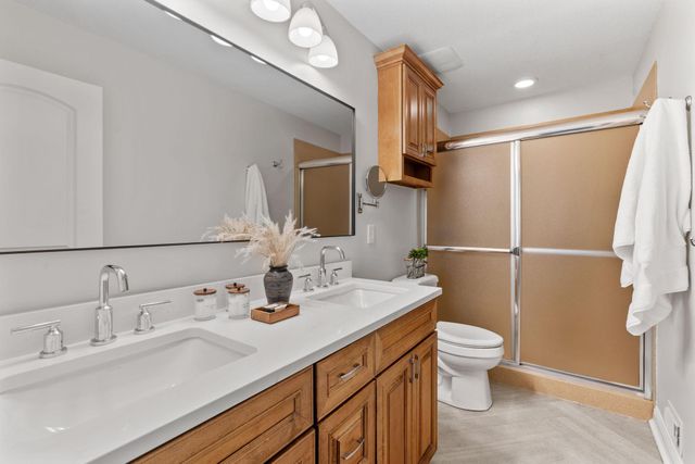 3042 12th Street NW, New Brighton, MN 55112