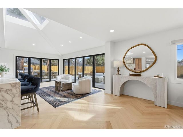 641 S Monroe Way, Denver, CO 80209