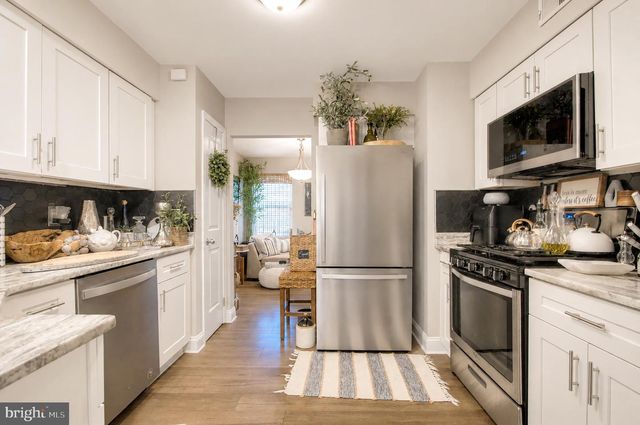 1132 DUBLIN CT, Williamstown, NJ 08094