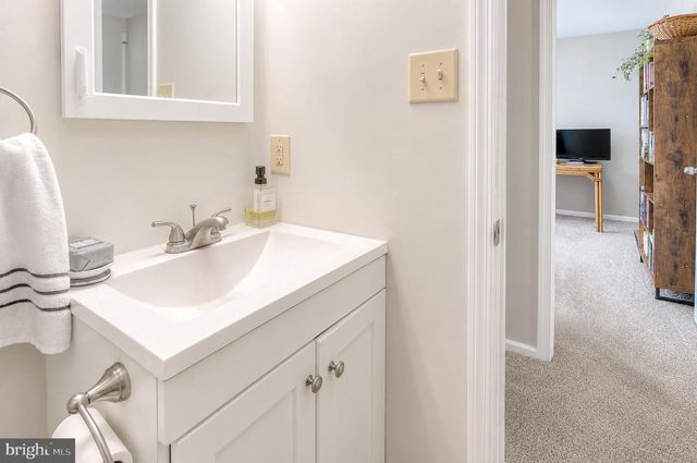 1132 DUBLIN CT, Williamstown, NJ 08094