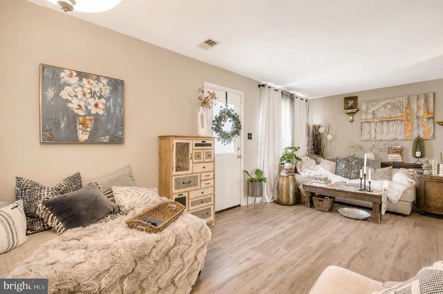 1132 DUBLIN CT, Williamstown, NJ 08094