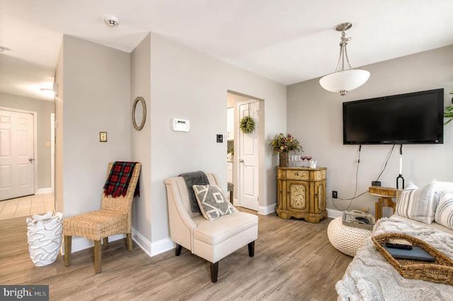 1132 DUBLIN CT, Williamstown, NJ 08094