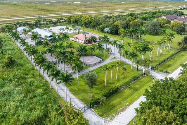 2587 Skipiks Way, Wellington, FL 33470