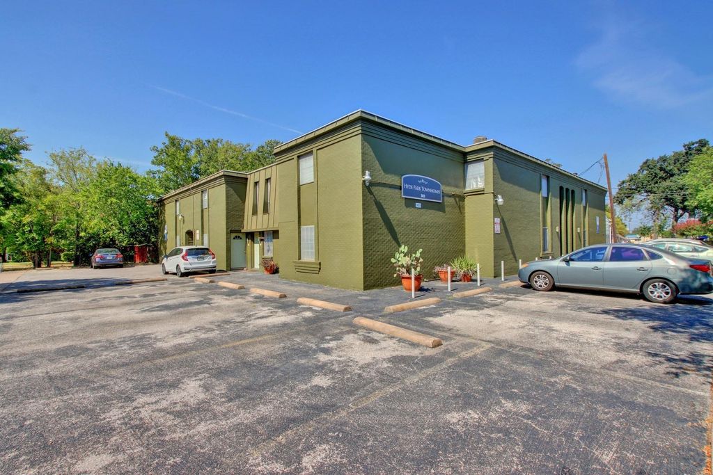 303 W 40th ST 106, Austin, TX 78751