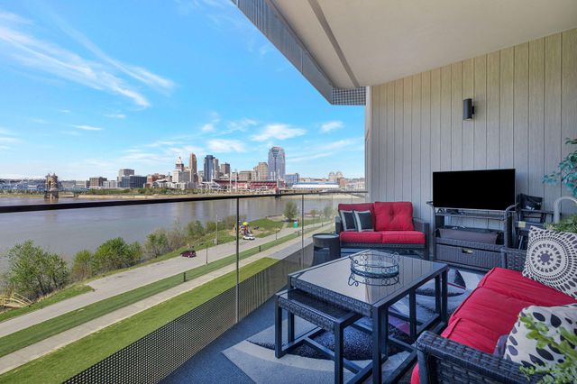 600 Ovation Way, 312, Newport, KY 41071