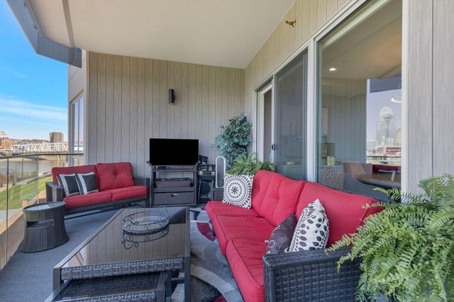 600 Ovation Way, 312, Newport, KY 41071