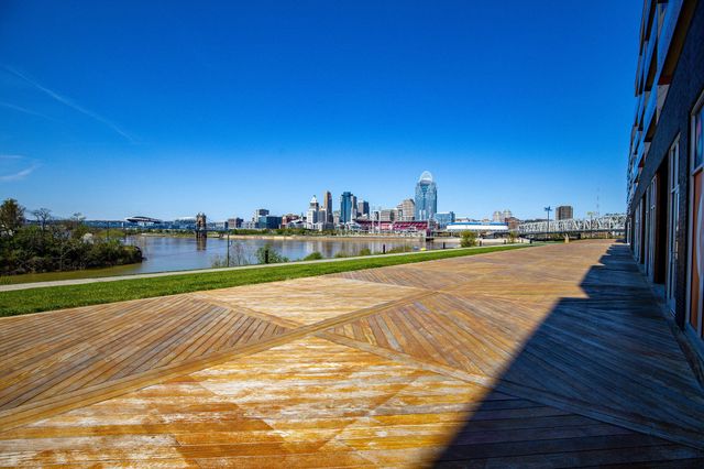 600 Ovation Way, 312, Newport, KY 41071