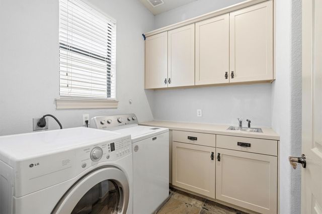 1605 W 14th Street, Houston, TX 77008