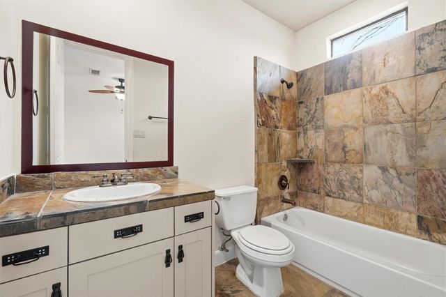 1605 W 14th Street, Houston, TX 77008