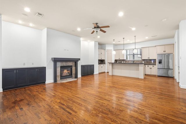 1605 W 14th Street, Houston, TX 77008
