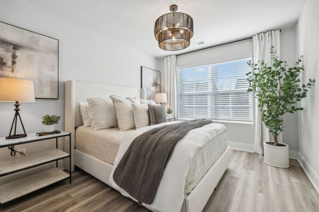 615 Tulip Springs Ct, Hermitage, TN 37076