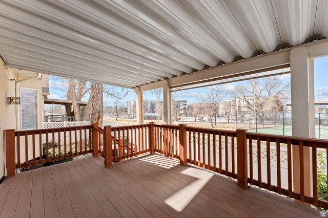 9928 S CASCADE DR, Sandy, UT 84070