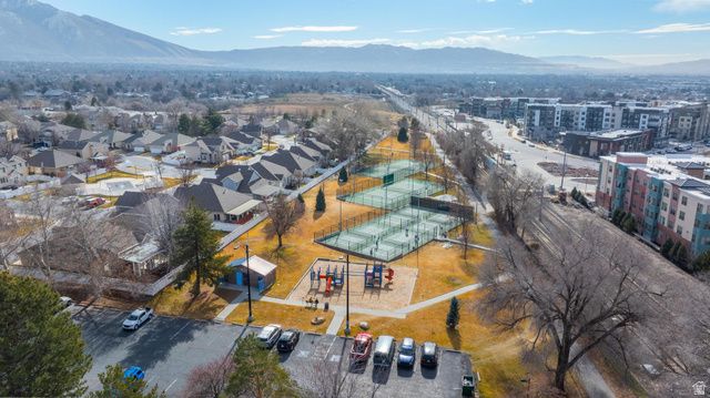 9928 S CASCADE DR, Sandy, UT 84070