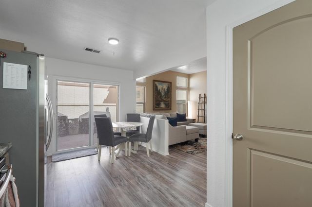 1657 Skyview Circle NE, Rio Rancho, NM 87144