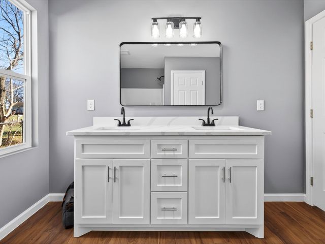 3721 Grubbs Rd, Nashville, TN 37211