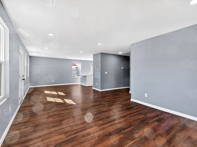 3721 Grubbs Rd, Nashville, TN 37211