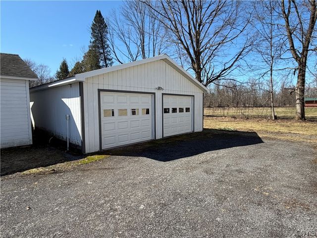 18 White Street, Kirkland, NY 13321