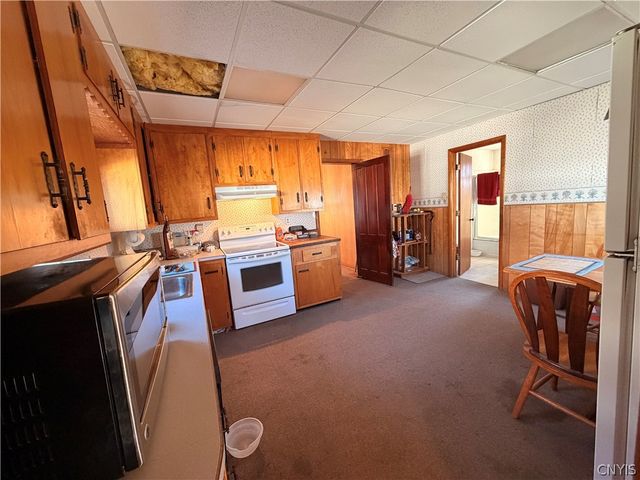 18 White Street, Kirkland, NY 13321
