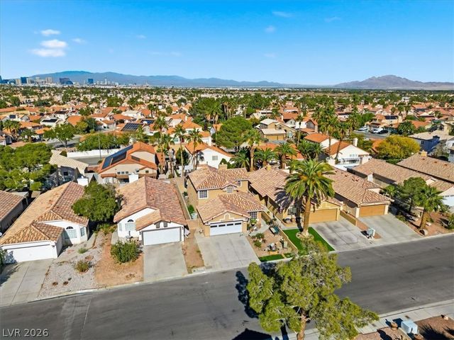 934 Nellie Jo Drive, Las Vegas, NV 89123