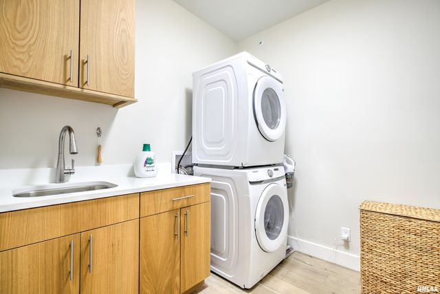 1310 E Samuel Ave Apt 3A, Peoria Heights, IL 61616