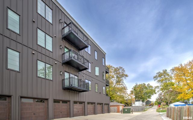 1310 E Samuel Ave Apt 3A, Peoria Heights, IL 61616