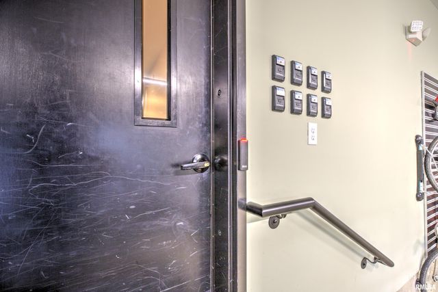 1310 E Samuel Ave Apt 3A, Peoria Heights, IL 61616