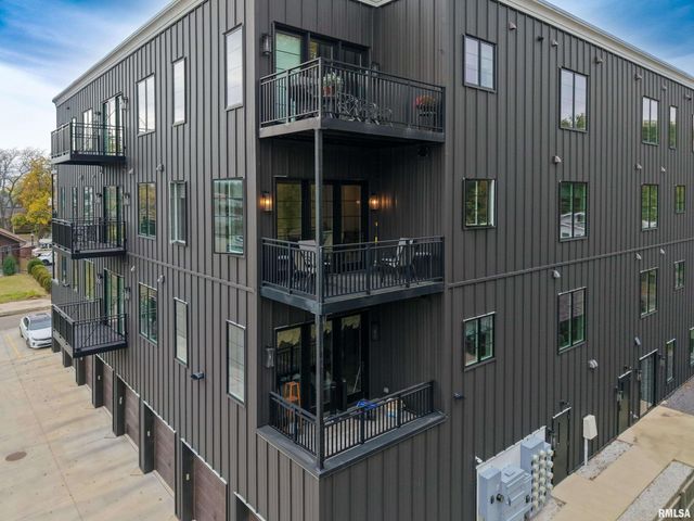 1310 E Samuel Ave Apt 3A, Peoria Heights, IL 61616