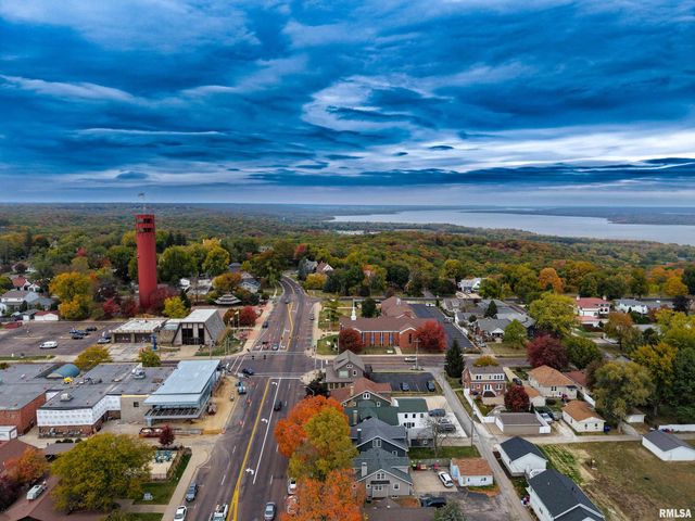 1310 E Samuel Ave Apt 3A, Peoria Heights, IL 61616