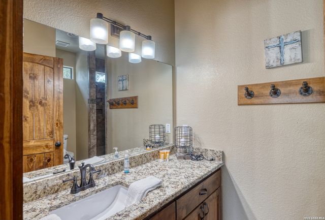 274 Mountain Laurel, Concan, TX 78838