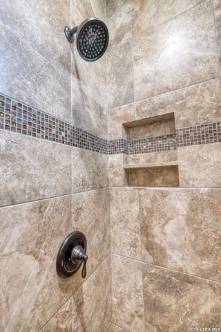 274 Mountain Laurel, Concan, TX 78838