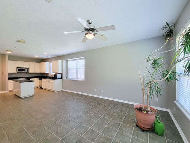 3504 Oak Landing, Conroe, TX 77304