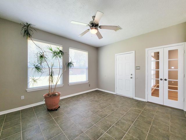 3504 Oak Landing, Conroe, TX 77304