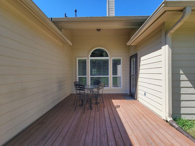 3504 Oak Landing, Conroe, TX 77304