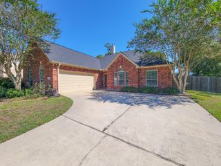 3504 Oak Landing, Conroe, TX 77304