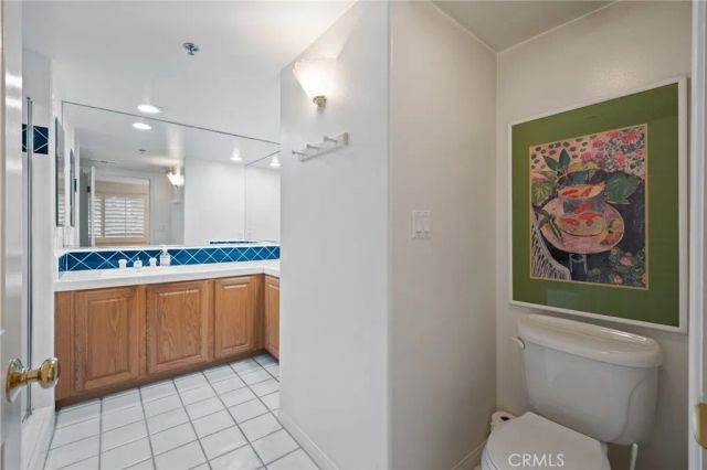 669 W 40th 2, San Pedro, CA 90731