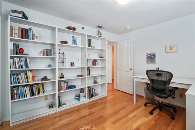 669 W 40th 2, San Pedro, CA 90731