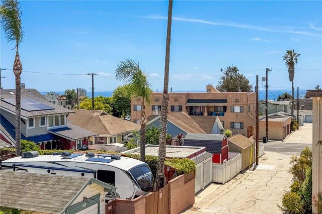 669 W 40th 2, San Pedro, CA 90731