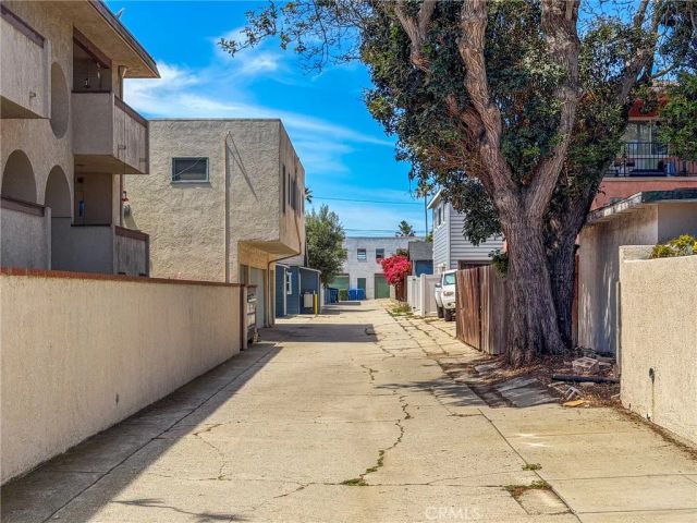 669 W 40th 2, San Pedro, CA 90731
