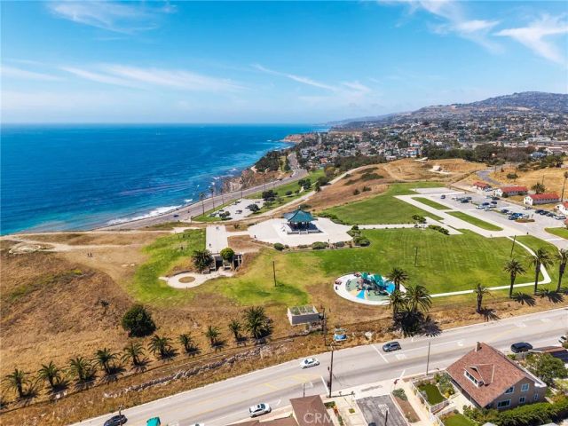 669 W 40th 2, San Pedro, CA 90731
