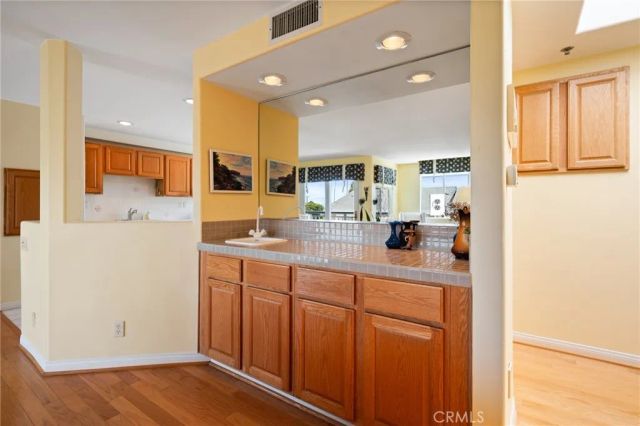 669 W 40th 2, San Pedro, CA 90731