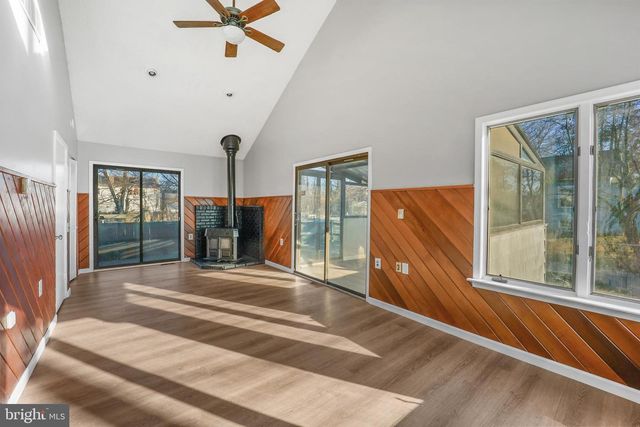 101 RAILROAD BLVD, Cherry Hill, NJ 08003