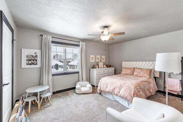 1102 HEYERDAHL HEIGHTS, Oneida, WI 54115